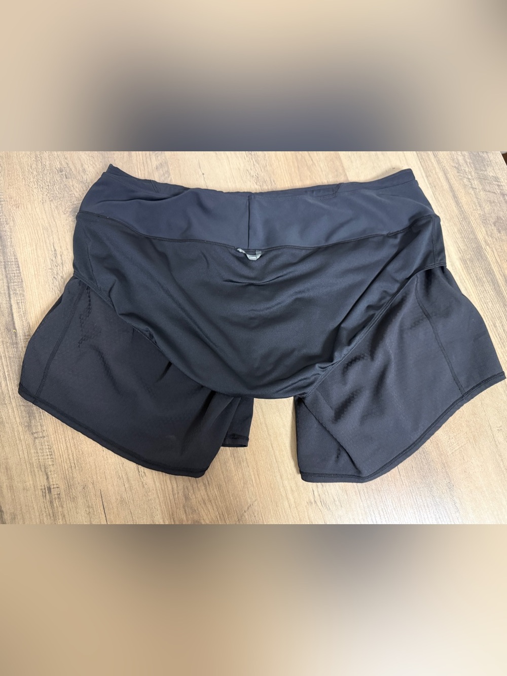 Oiselle Black Long Rogas Size 12 - Picture 6 of 6